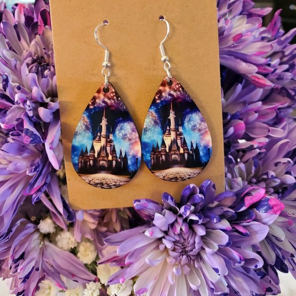 Cinderella Castle Teardrop Earrings - Picture 1 of 8